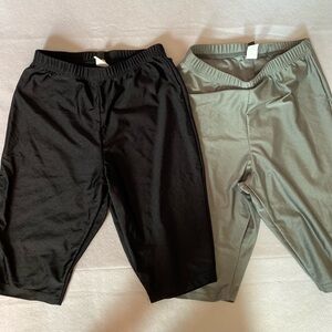 (2 pair)Black and Gray Bike Shorts with Elastic Waistband Size Small